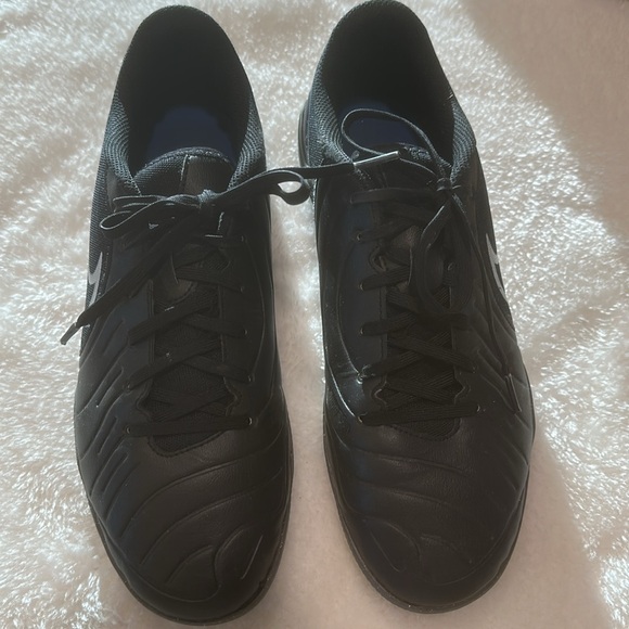Nike runners - Picture 3 of 6